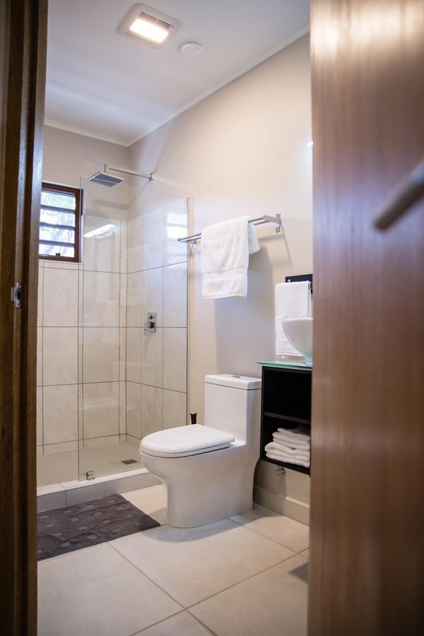 The Pier Beach Inn & Suites Willemstad Eksteriør bilde