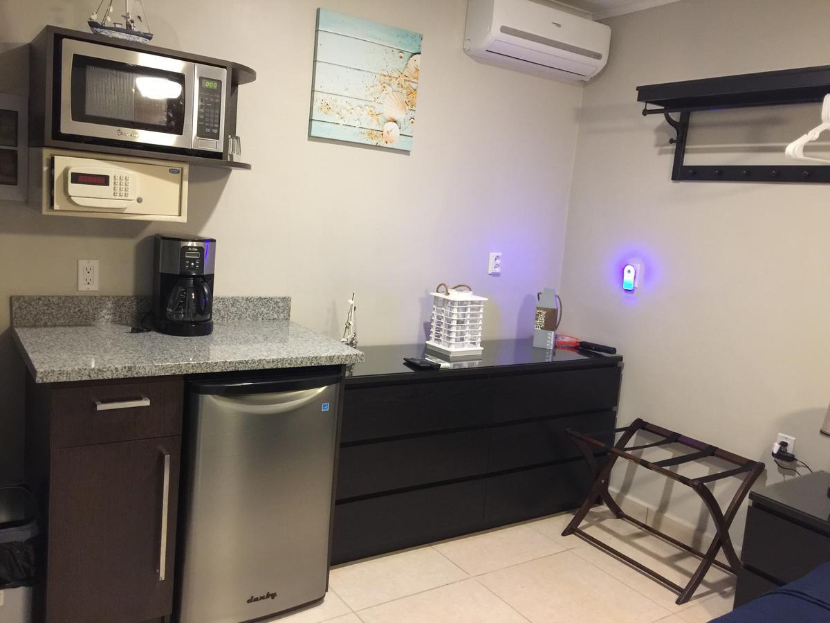 The Pier Beach Inn & Suites Willemstad Eksteriør bilde