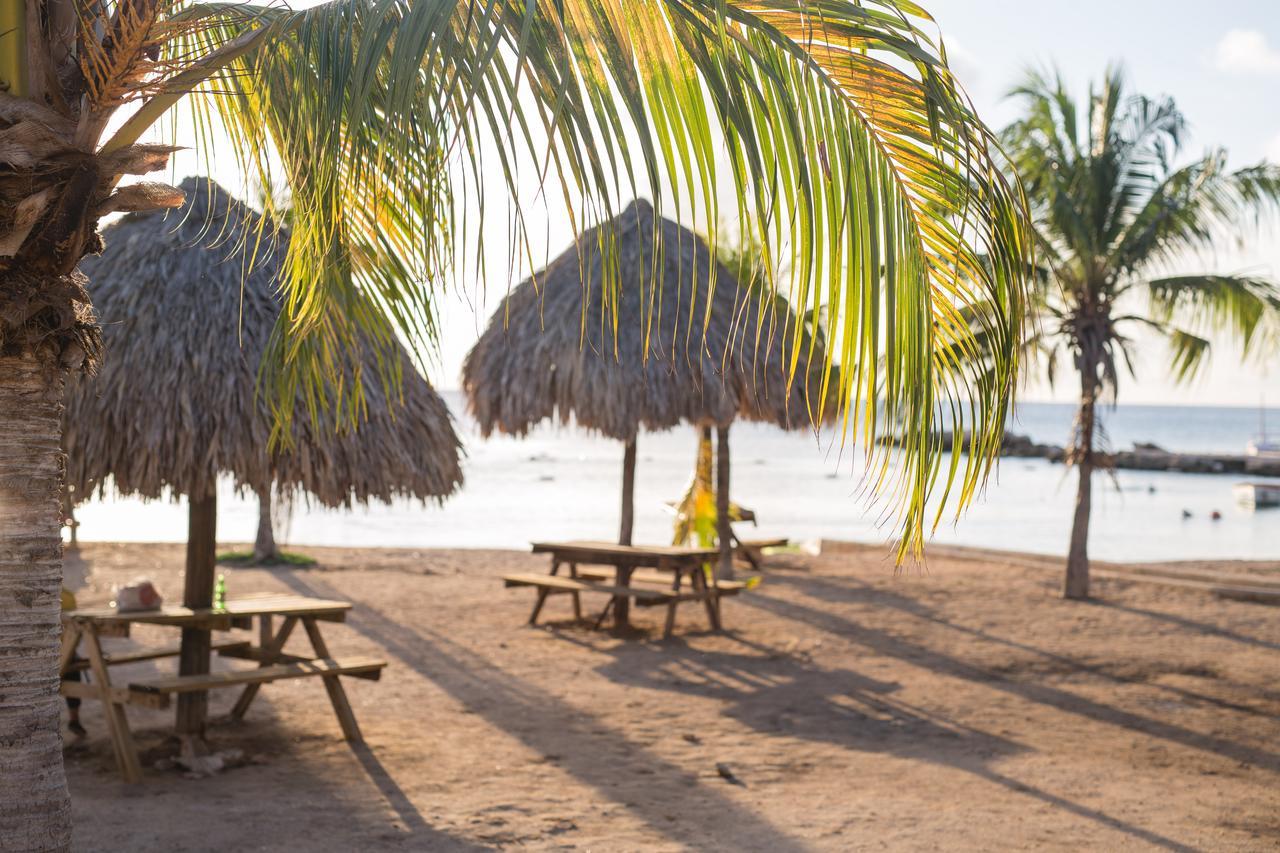 The Pier Beach Inn & Suites Willemstad Eksteriør bilde